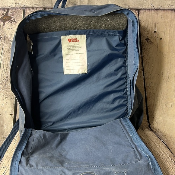 Fjallraven Kanken Blue Backpack - Picture 5 of 11